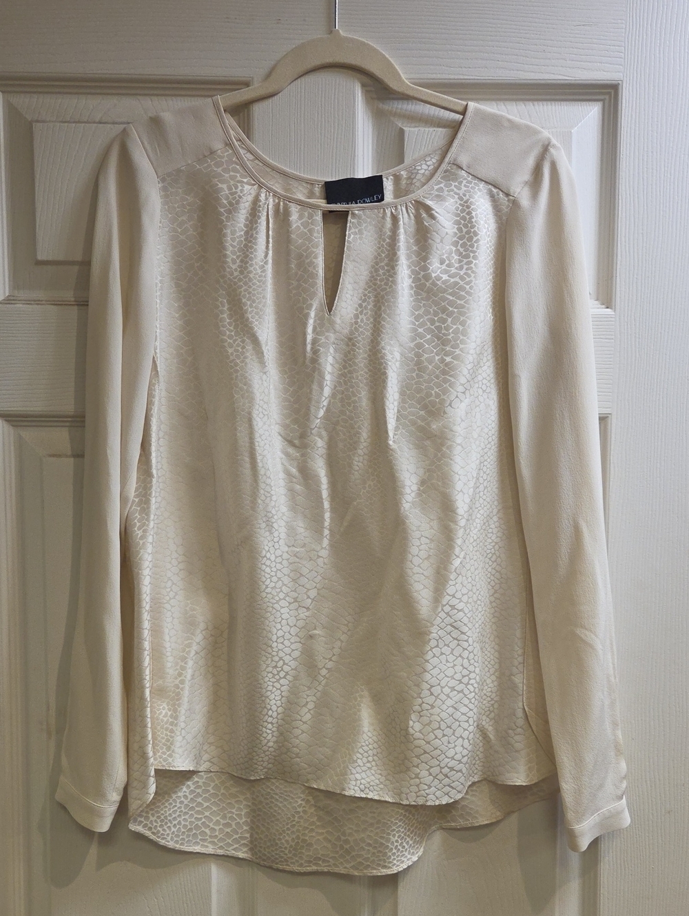 Cynthia Rowley Ivory Textured Keyhole Long-Sleeve Blouse
